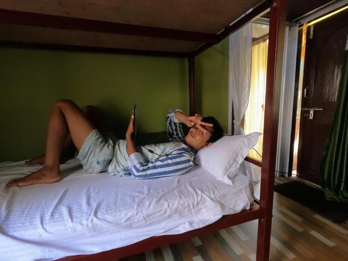 Stargaze Backpackers Hostel Guwahati Exterior foto