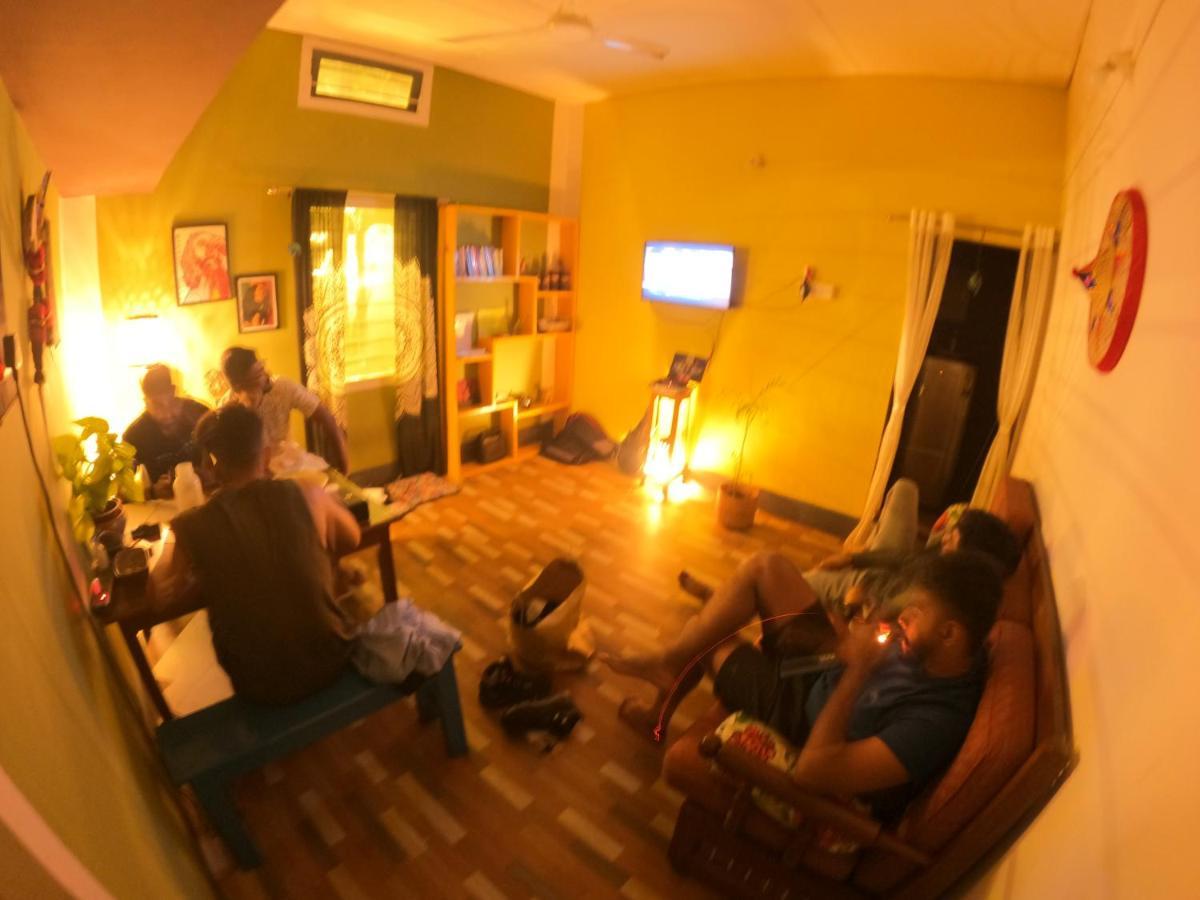 Stargaze Backpackers Hostel Guwahati Exterior foto