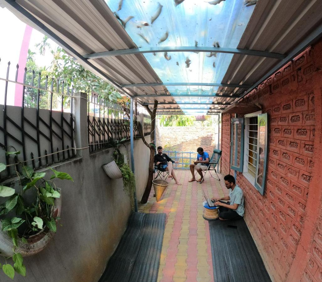 Stargaze Backpackers Hostel Guwahati Exterior foto