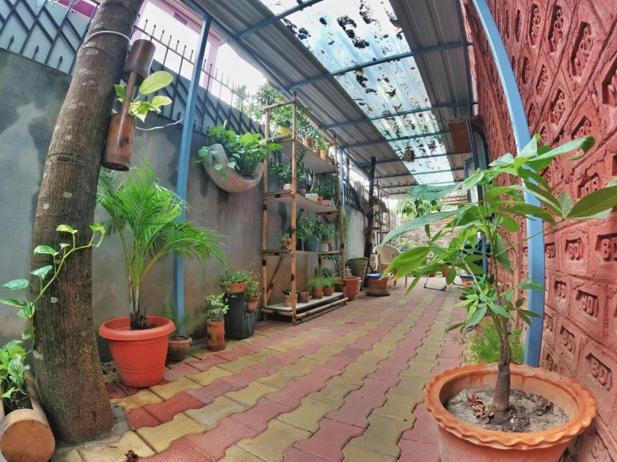 Stargaze Backpackers Hostel Guwahati Exterior foto